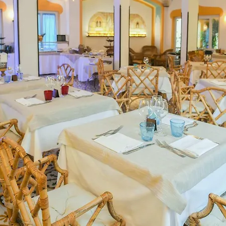 Arabesque Hotell Varigotti