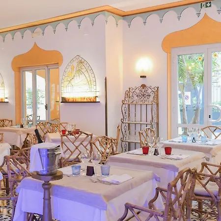 Arabesque 3* Varigotti