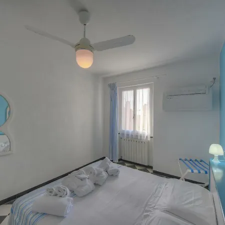 Arabesque Hotell Varigotti