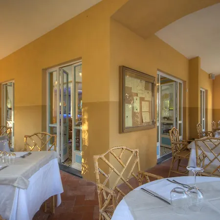 Arabesque Hotel 3*