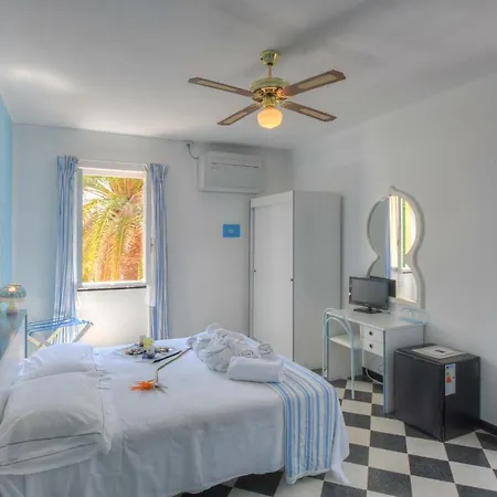 Arabesque Hotel 3*
