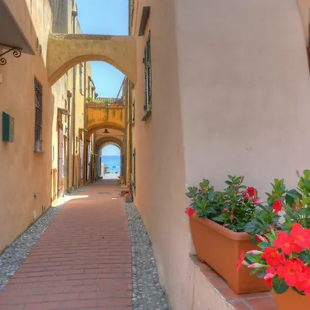 Otel Arabesque Varigotti