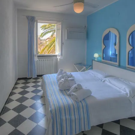 Arabesque Otel Varigotti