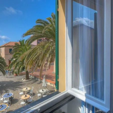Arabesque Hotel 3*