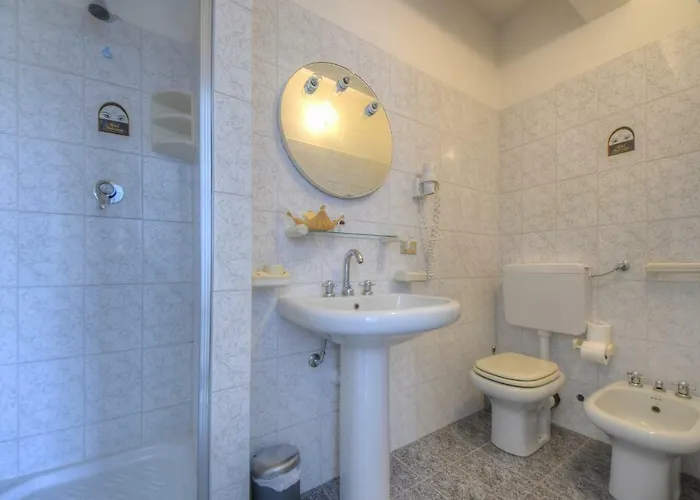 Arabesque 3* Varigotti